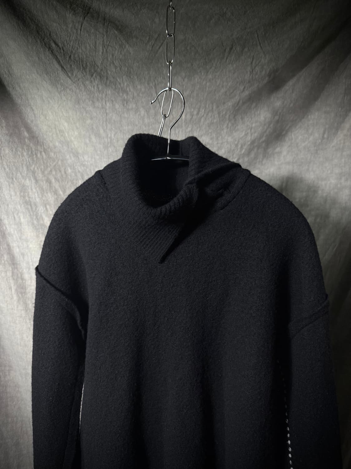 BED j.w. FORD Distressed High Neck Knit  상품이미지2