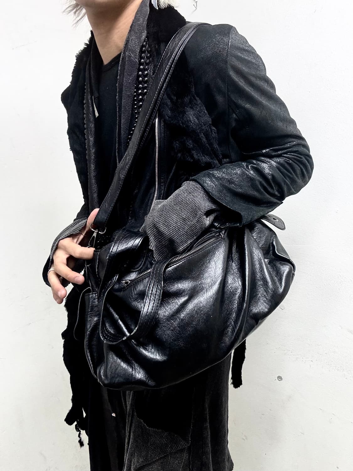 [ACC]Multi Zipper Detail Bag 상품이미지2