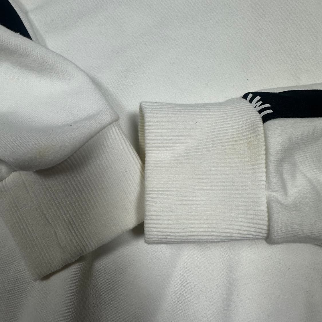 ✨ (바배) 라이프워크 빅로고 화이트 맨투맨  상품이미지5