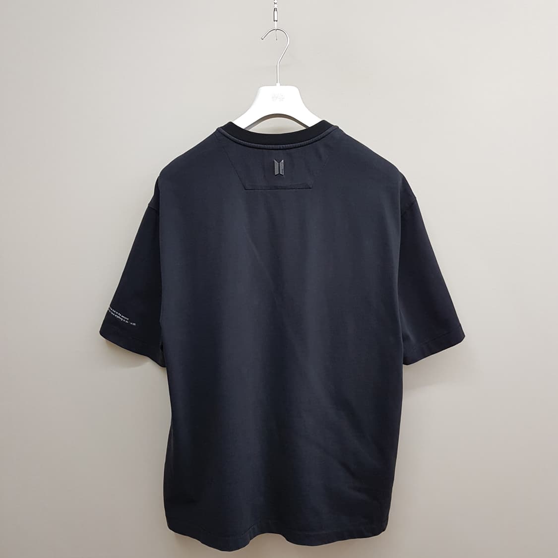 한섬 시스템옴므 2020 BTS 콜로보 티셔츠 95사이즈 상품이미지4