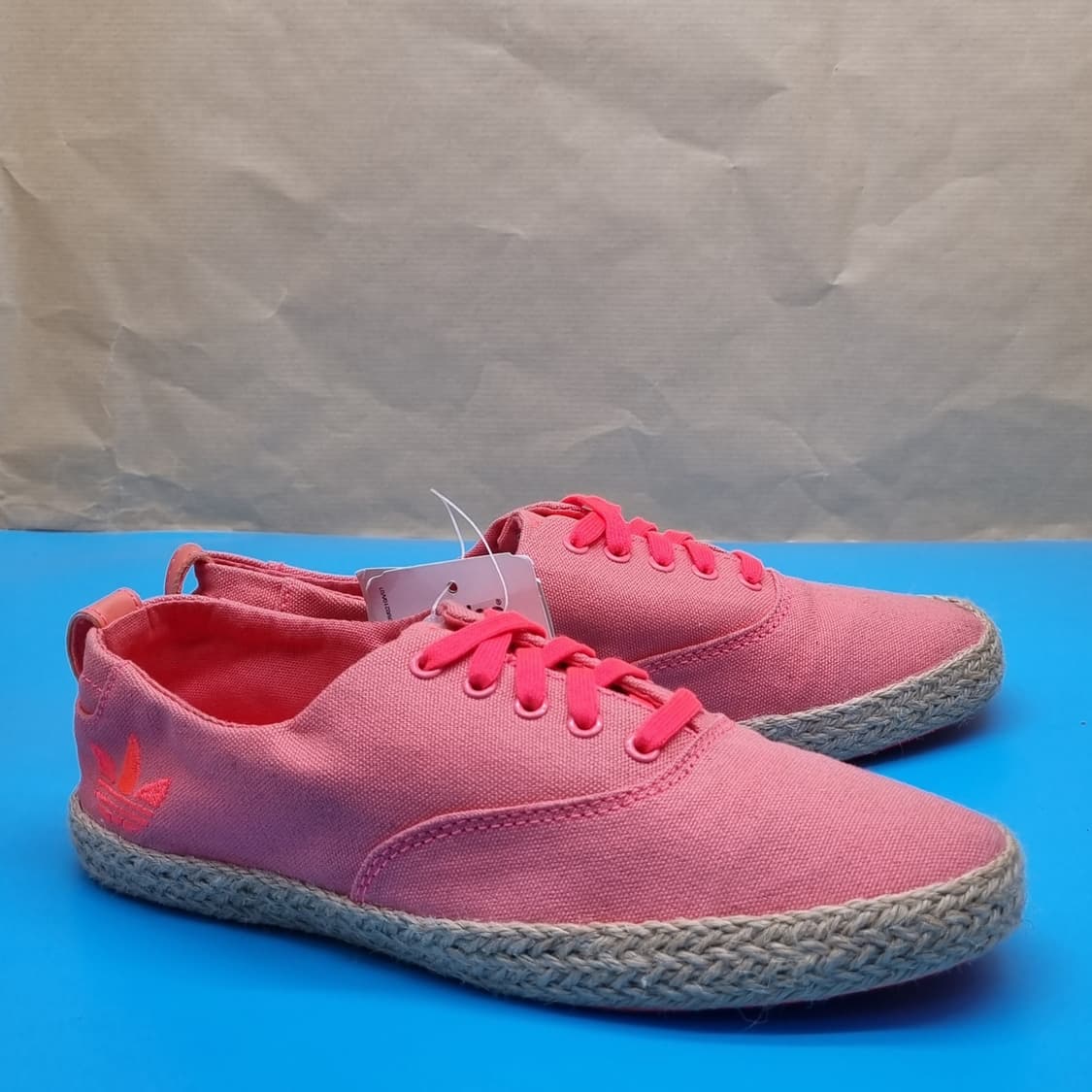 새상품 아디다스 핑크스니커즈225 상품이미지1
