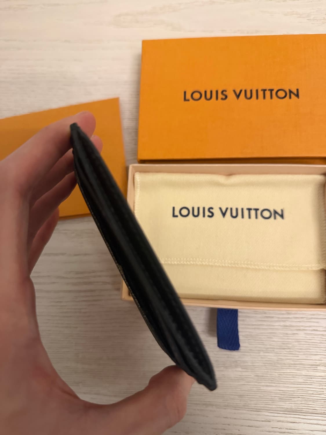 루이비통 더블 카드홀더 모노그램 이클립스 카드지갑 상품이미지2