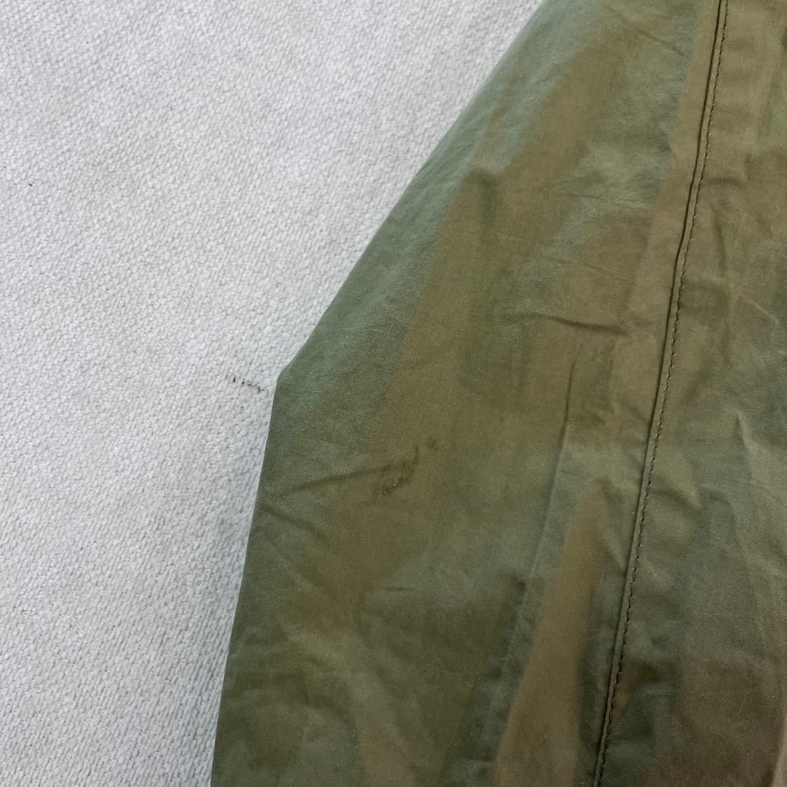 100 바버 23ss 올리브 샌더링 캐주얼 자켓 상품이미지5