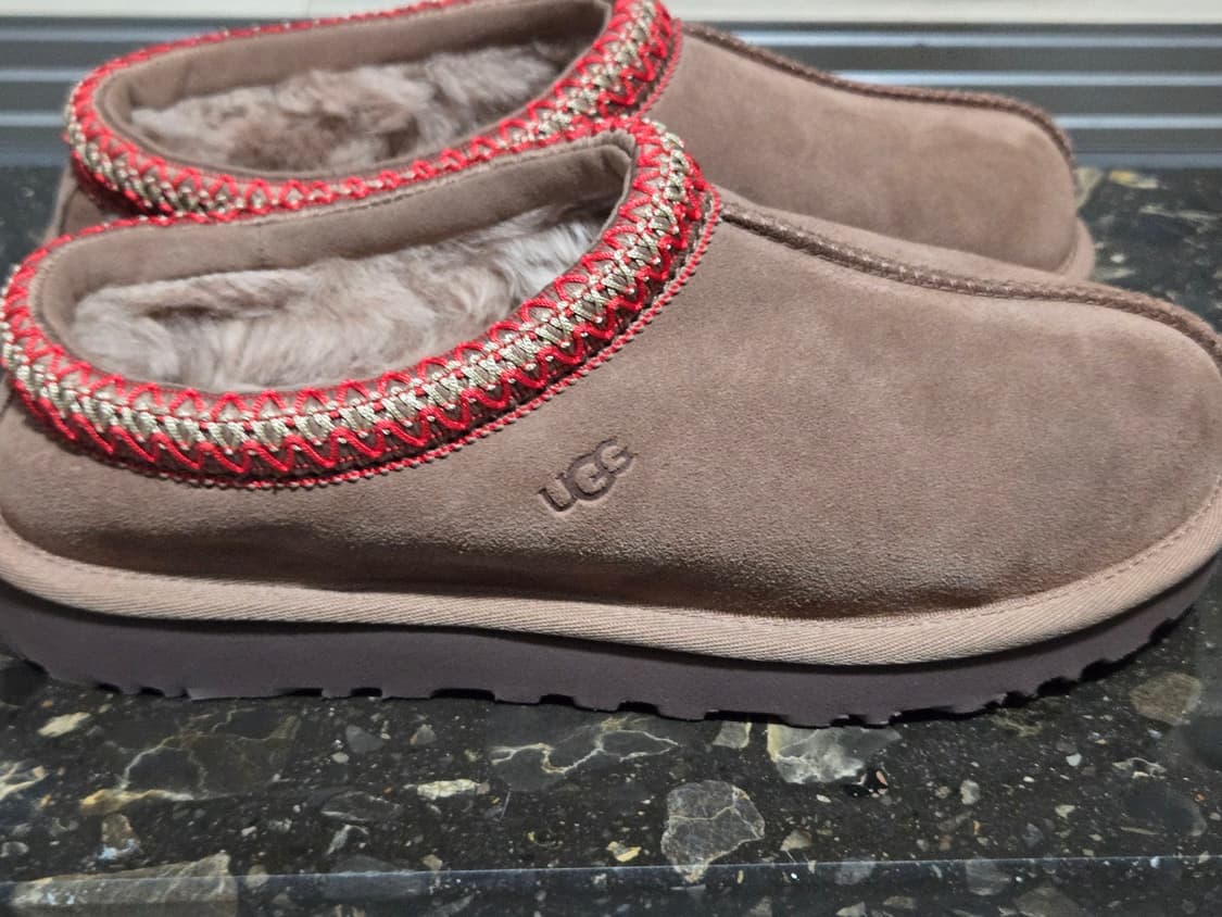 어그 시그니처 스웨이드 타스만 슬리퍼 로키 오크 250 사이즈 상품이미지3