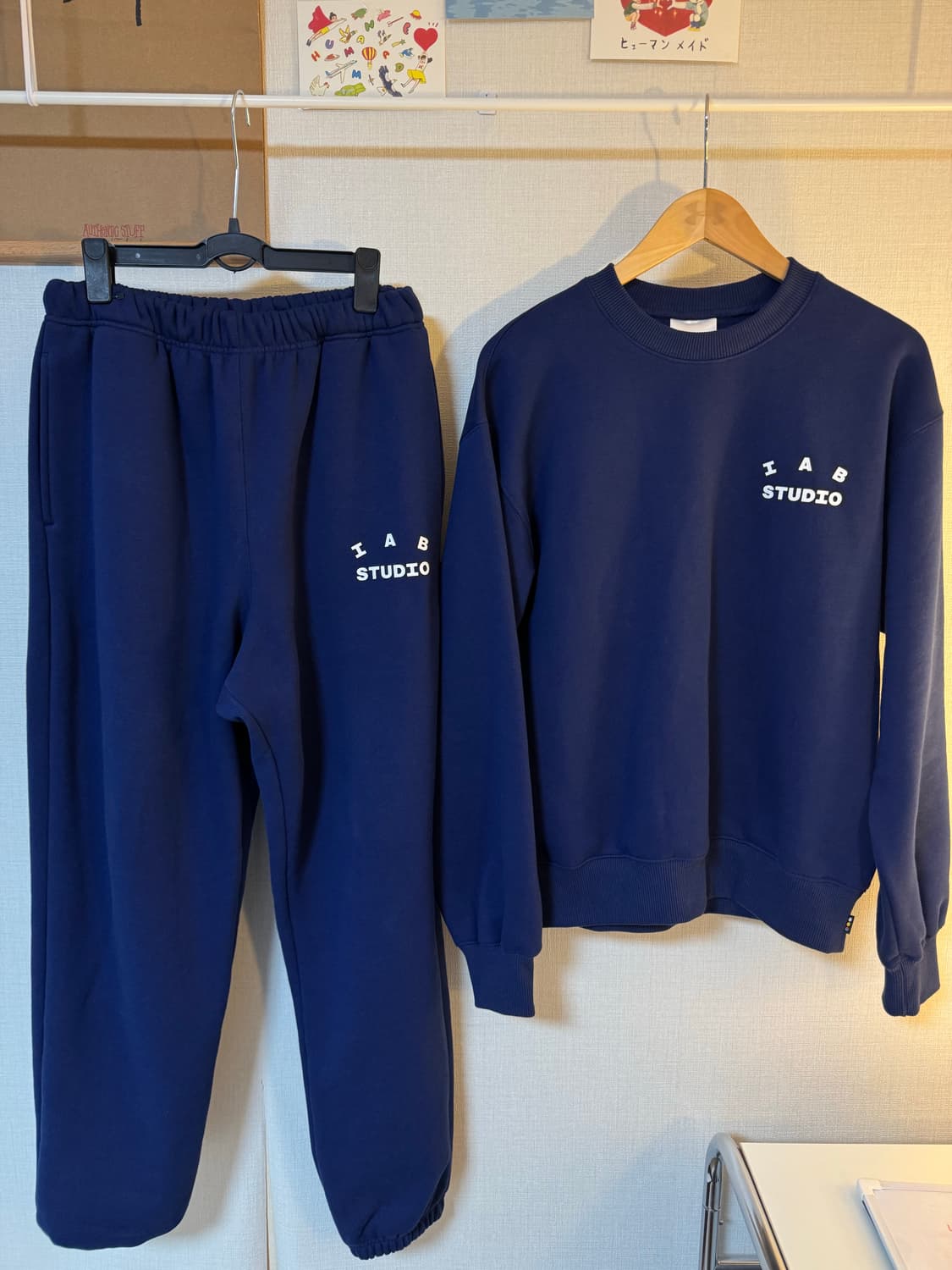 [M]아이앱 스튜디오 오리지널 스웨트셔츠 맨투맨 네이비 상품이미지3