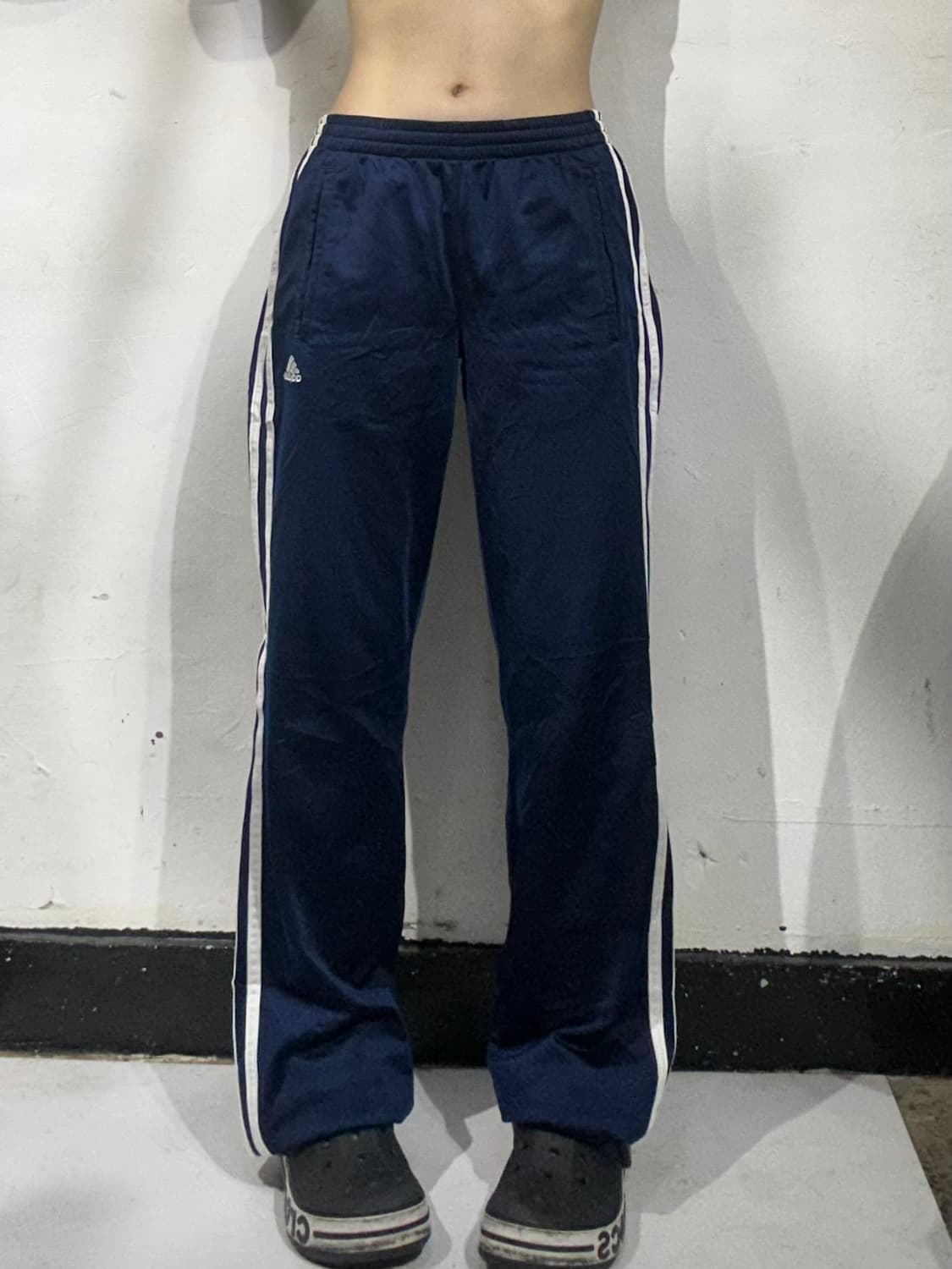 아디다스 네이비 화이트 삼선 스몰 로고 와이드 팬츠  상품이미지2