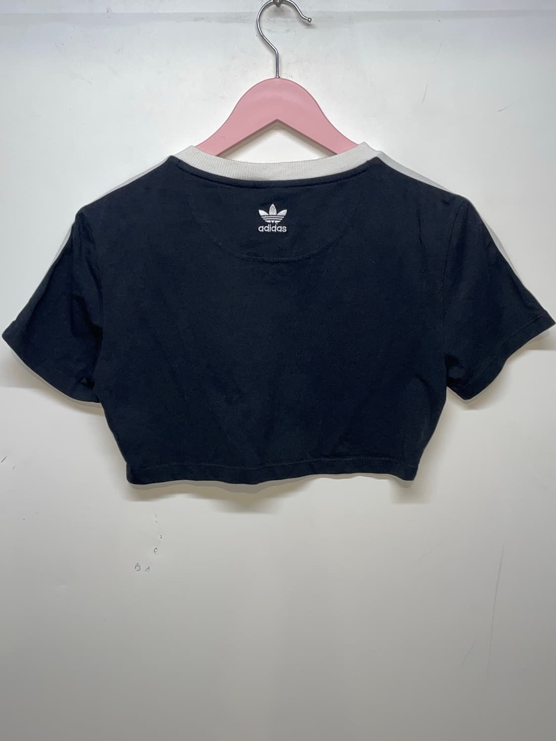 아디다스 삼선 프린팅 크롭 티셔츠 상품이미지3