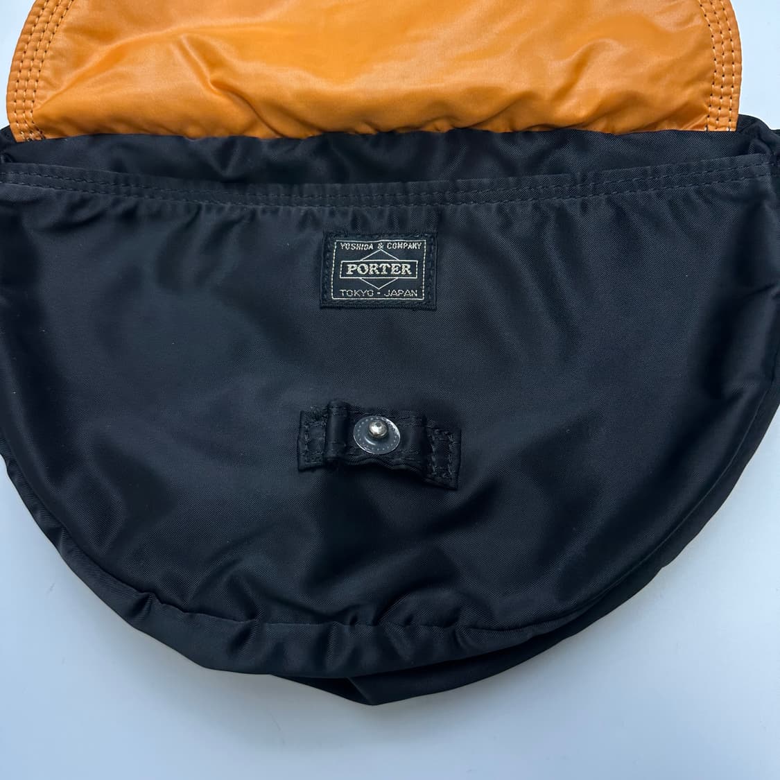 PORTER TANKER SHOULDER BAG 포터 탱커 숄더백 상품이미지5