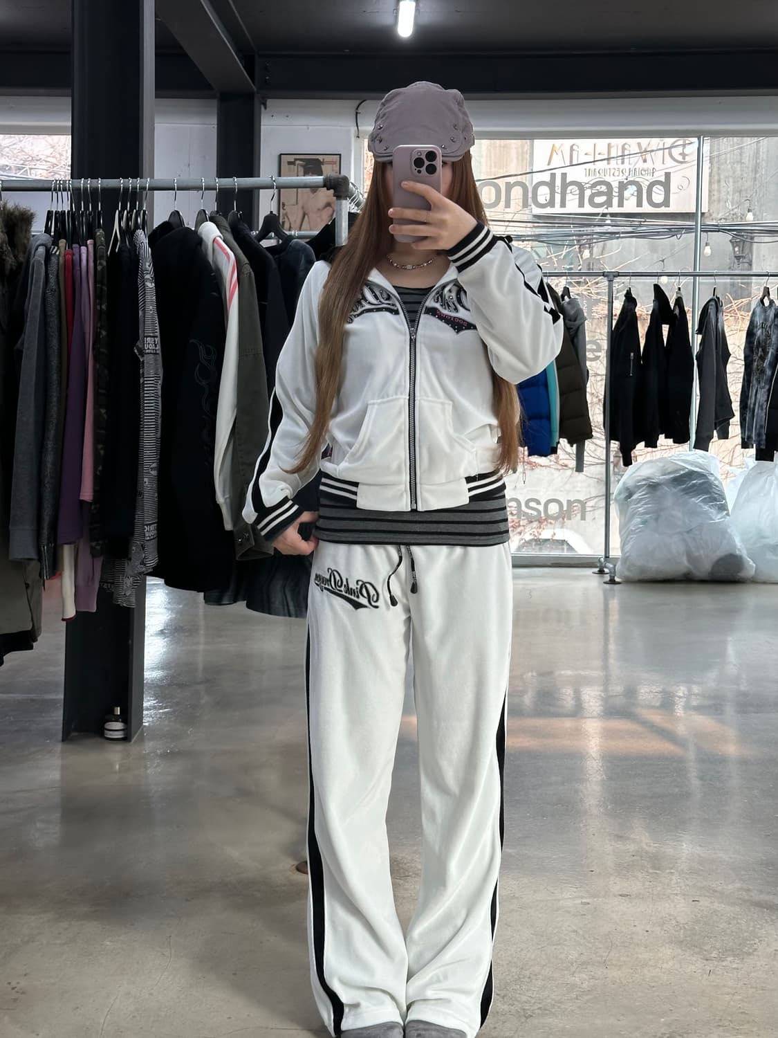 도그타운 핑크드래곤 벨루어 큐빅 트랙셋업 상품이미지1