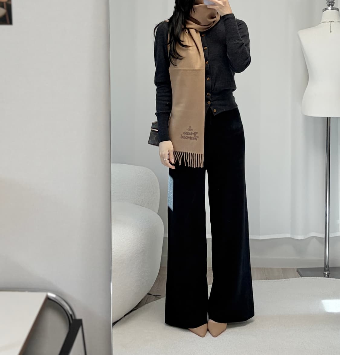 비비안웨스트우드 로고 울 머플러-카멜 상품이미지5