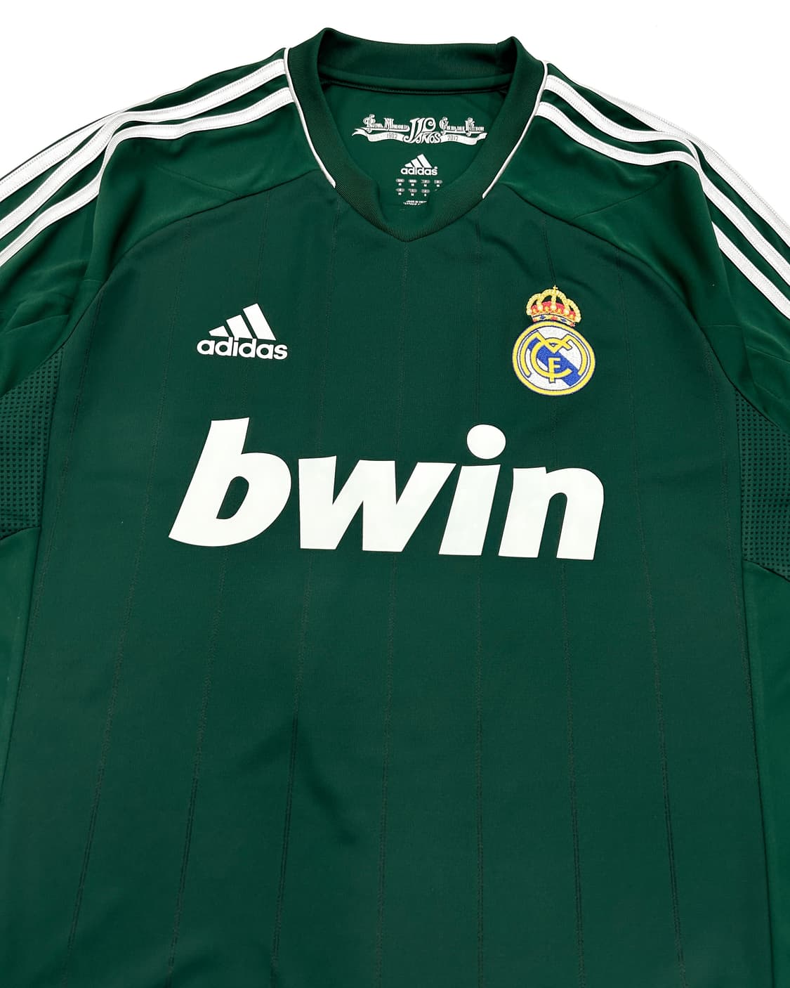 아디다스 12-13 레알 마드리드 110주년 써드 챔스킷 카카 상품이미지4