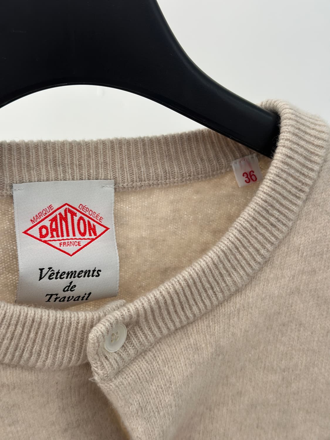 단톤 24FW 오트밀 램스울 크루넥 가디건  상품이미지7