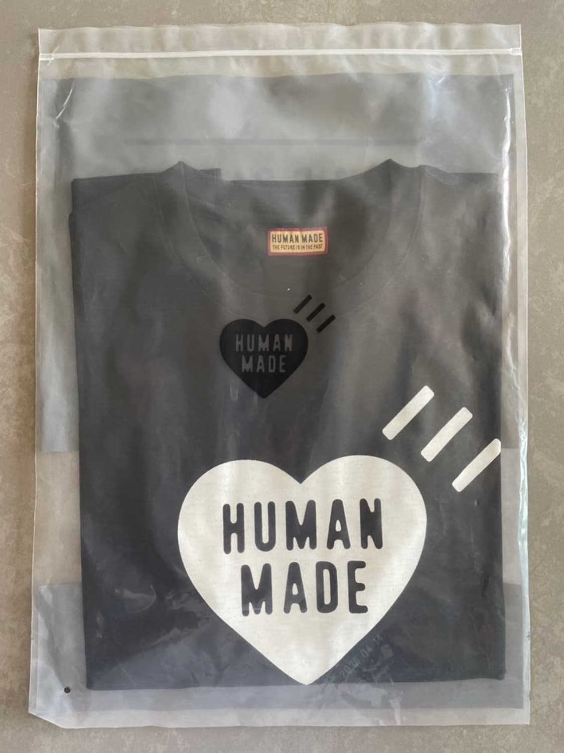 휴먼 메이드 하트 티셔츠 블랙 화이트 - 삿포로 스토어 한정 상품이미지3