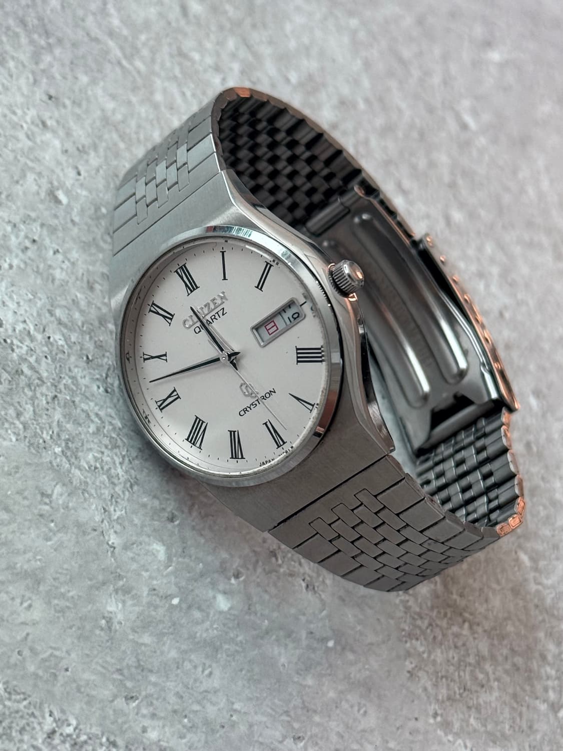 Citizen 시티즌 CRYSTRON Quartz Day-Date 상품이미지3