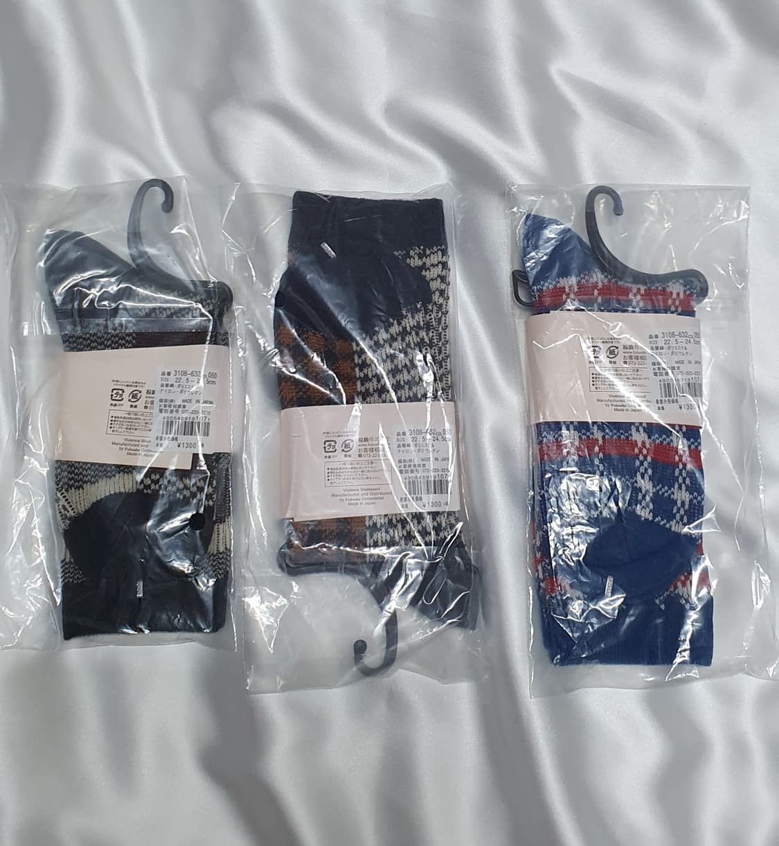 레드 블루 브라운 블랙 화이트 믹스 듀얼 체크 비비안웨스트우드 양말  상품이미지2