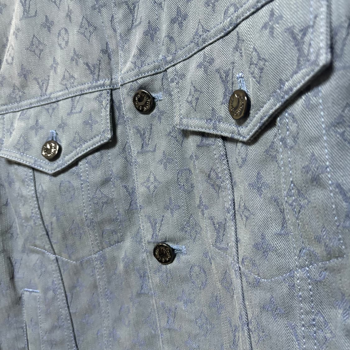 [50/백화점판/새상품급] 루이비통 모노그램 트러커 데님 자켓 상품이미지2