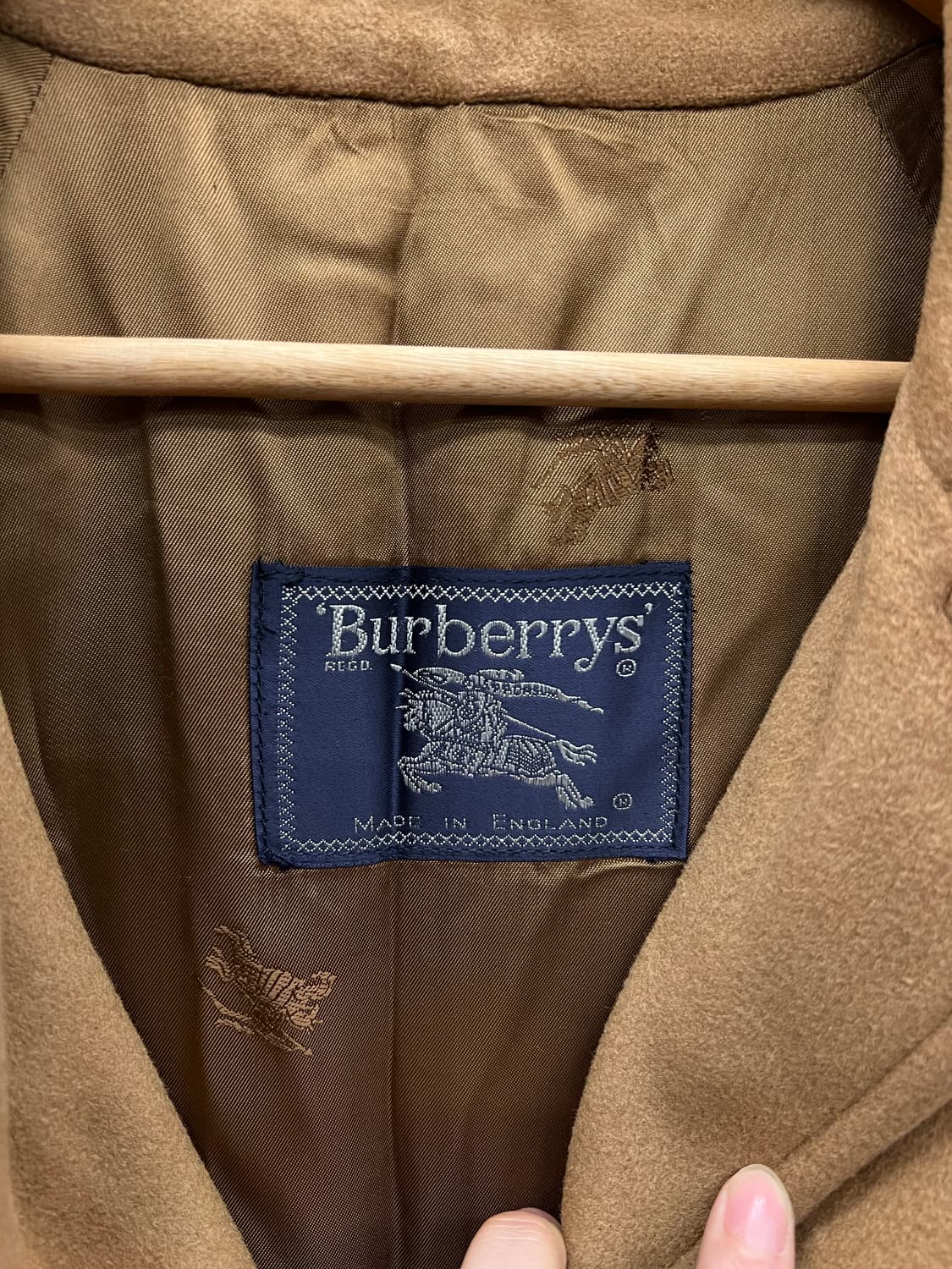 Burberrys 버버리 캐시미어 혼방 우드버튼 코트 상품이미지8