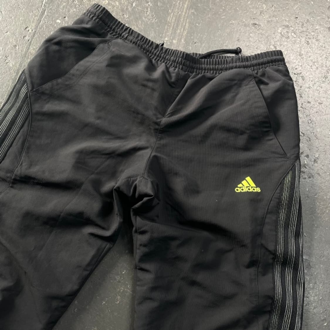 105 아디다스 나일론 팬츠  상품이미지2