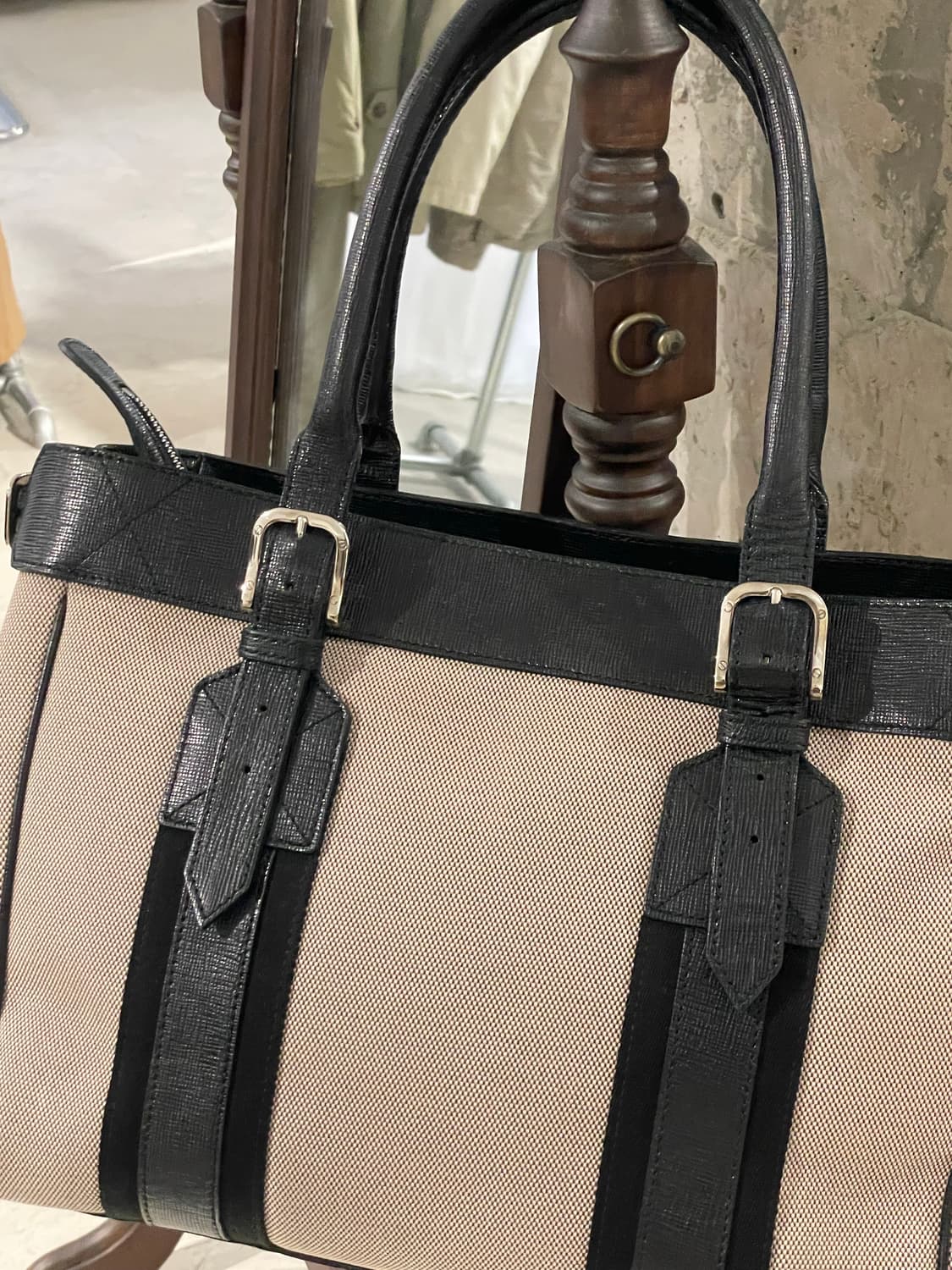 [정품/빈티지] 버버리(Burberry) 자수 로고 캔버스 레더 토트백 상품이미지6