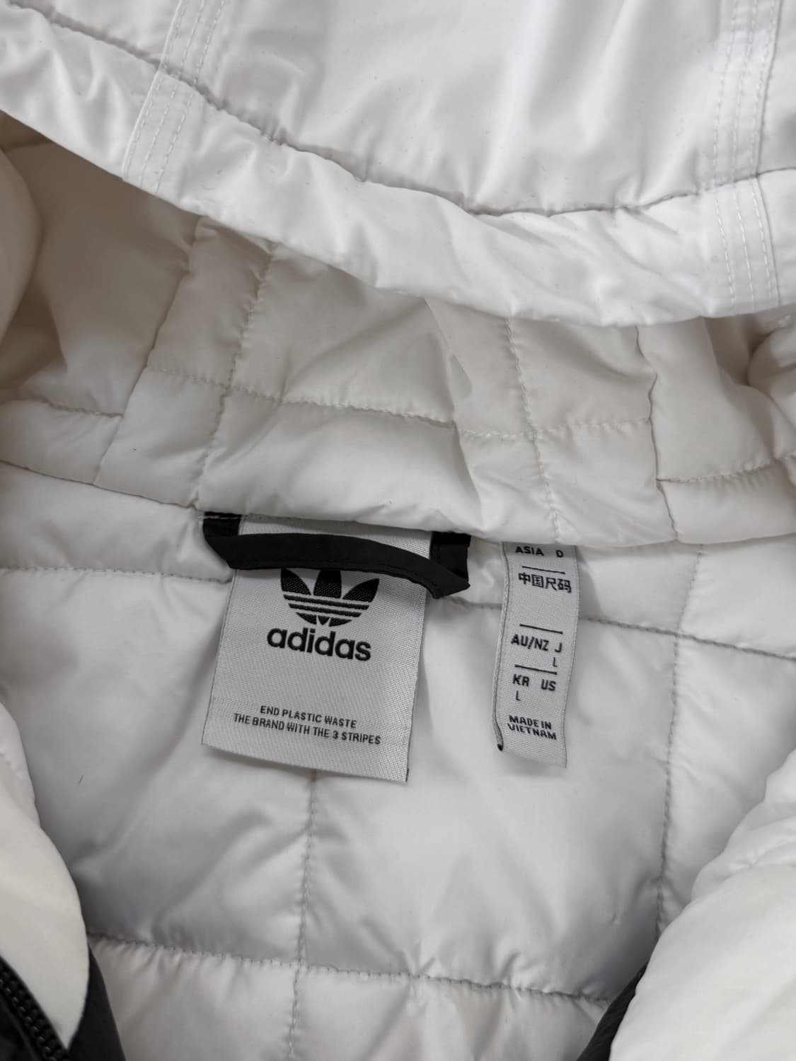 아디다스 오버핏 흰&검 아디컬러 파이어버드 후드 패딩 점퍼 상품이미지6