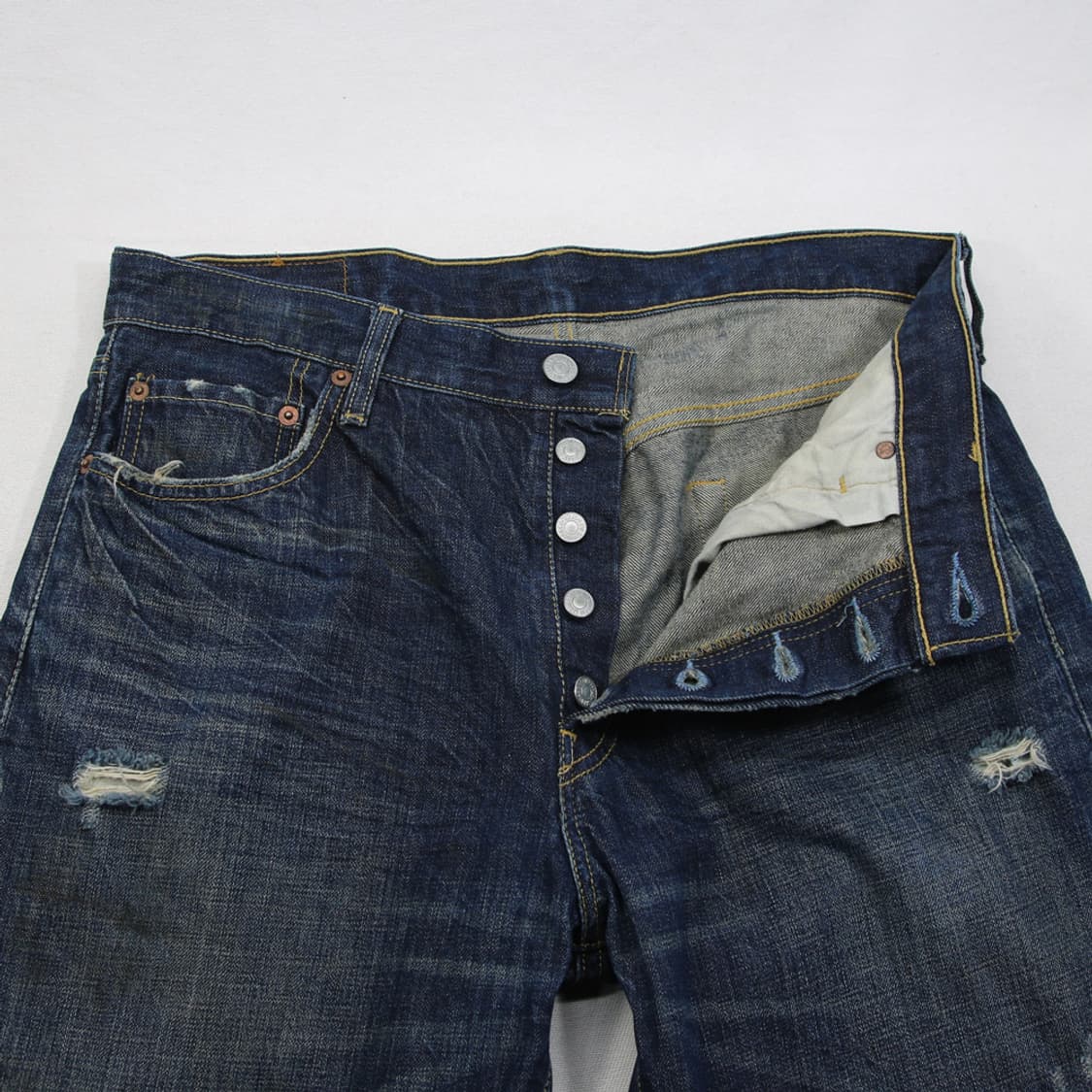 (착용컷) 리바이스 501 (남성용 33.5) 상품이미지5