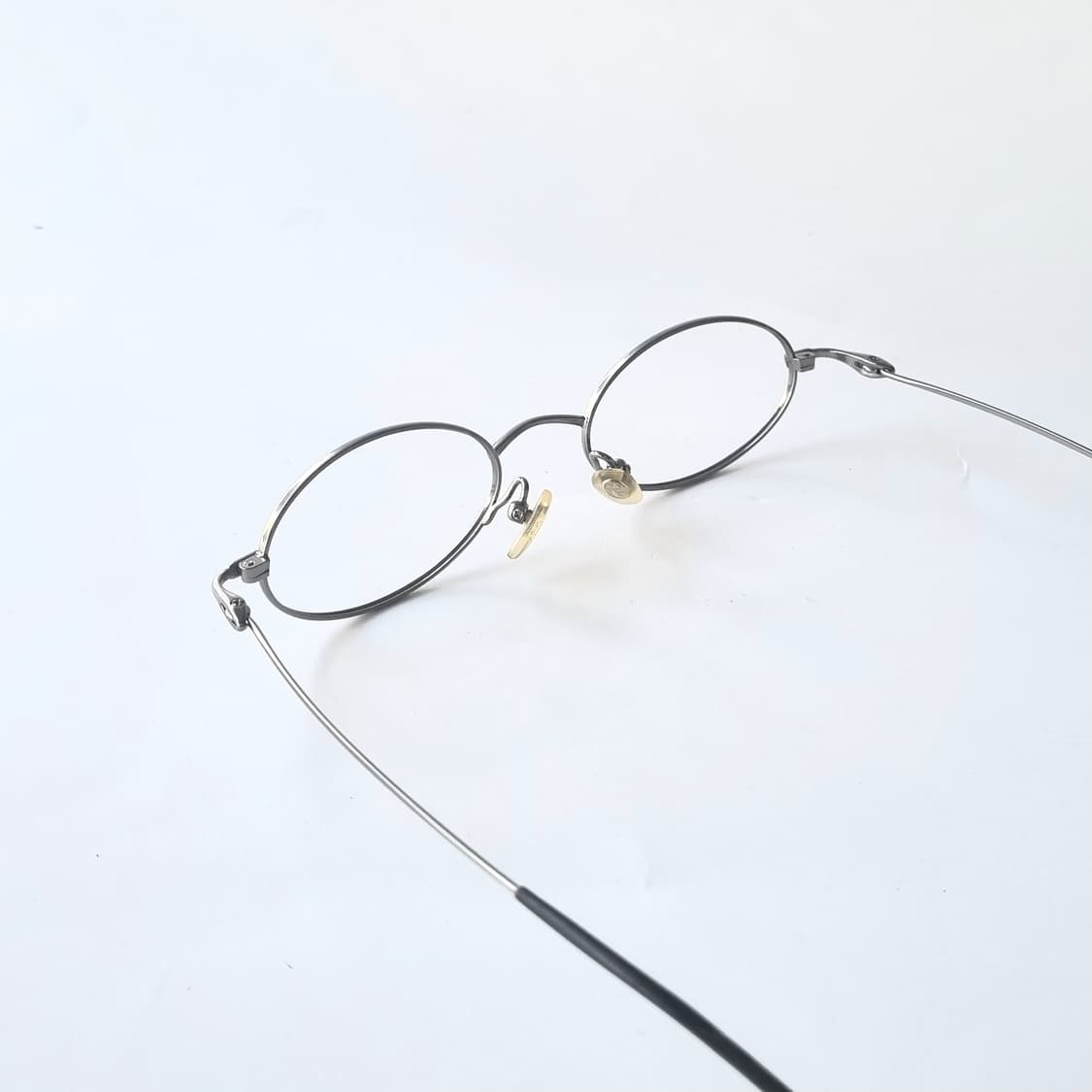 데드스탁 슬림 오벌쉐임 메탈 안경테 784 상품이미지5
