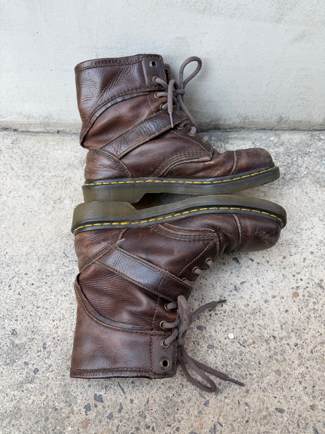 Dr.Martens TRIUMPH BUCKLE BOOTS 닥터마틴 부츠 상품이미지4