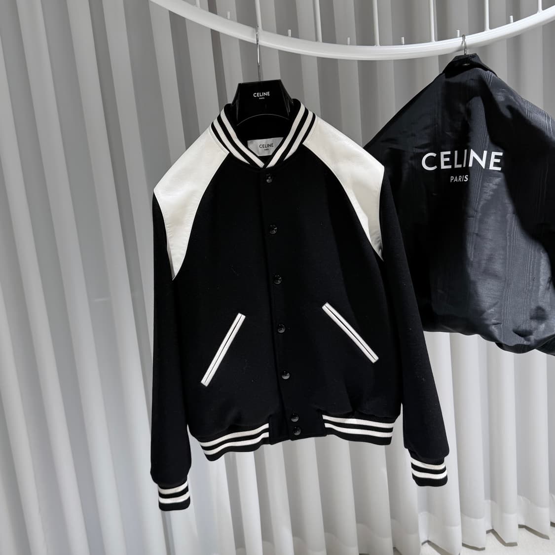 (S/50) / 셀린느 클래식 테디 레더 바시티 봄버 블루종 자켓 블랙 상품이미지3