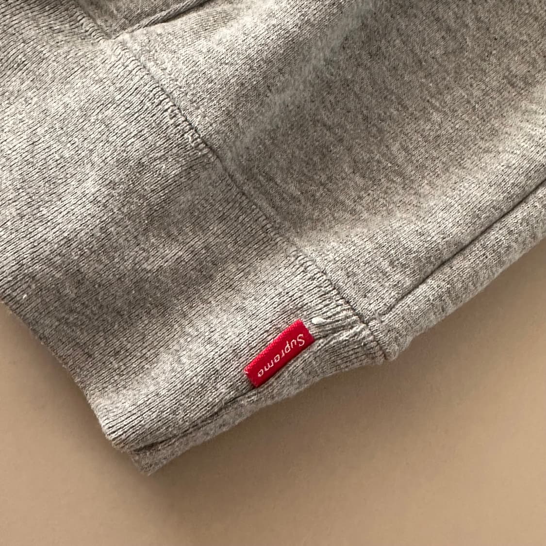 슈프림 기모 후드티 팝니다.  상품이미지4