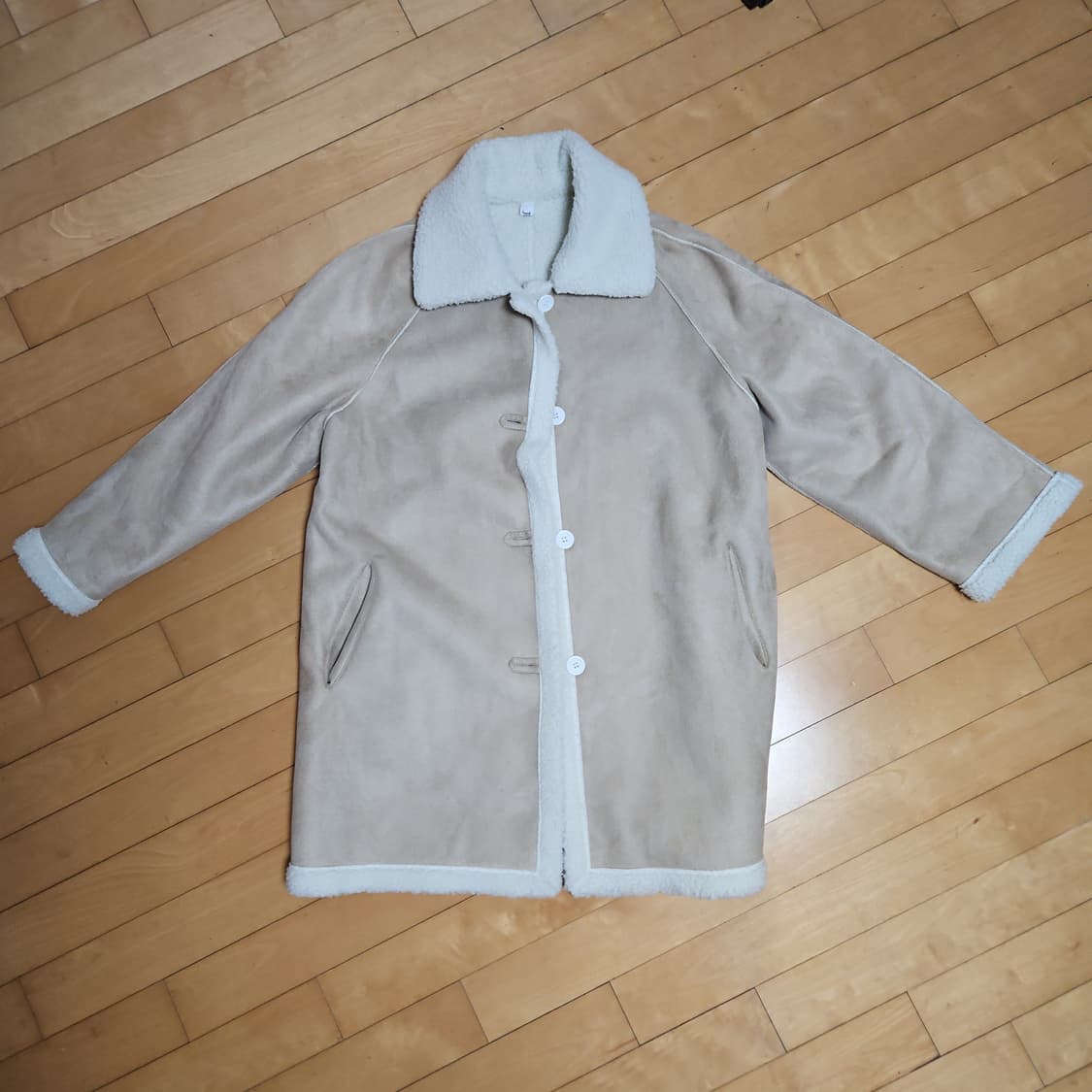 리버서블 인조 무스탕 뽀글이 하프코트 상품이미지1