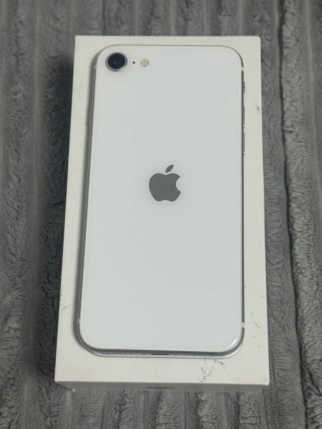 아이폰se2 상품이미지2