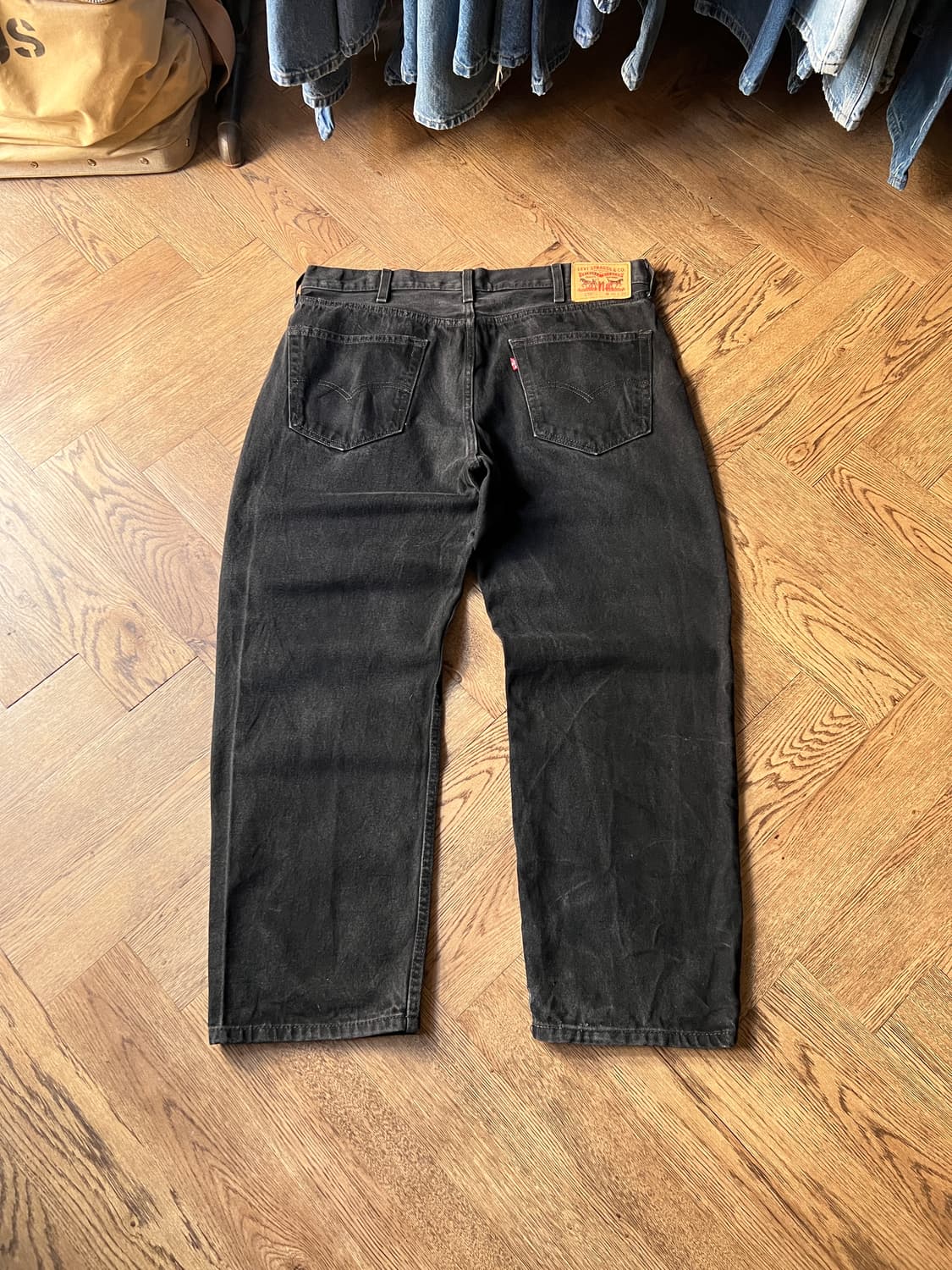 [38]리바이스 550 릴렉스핏 흑청 데님 팬츠 상품이미지2