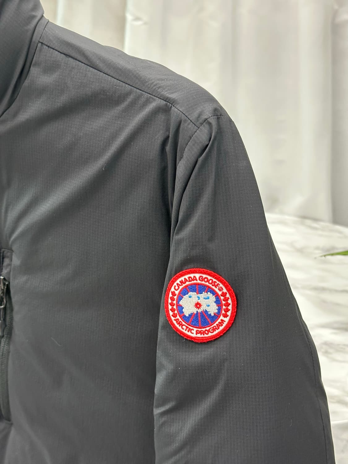 캐나다구스 롯지 패딩 L 상품이미지3