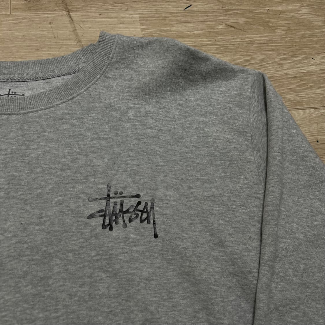 스투시 스탁 빅로고 맨투맨 크루넥 티셔츠 [그레이] 2XL/110ㅜ 상품이미지4