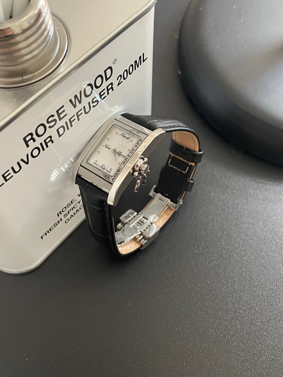 FENDI white dial turn case watch / 펜디 시계 상품이미지4