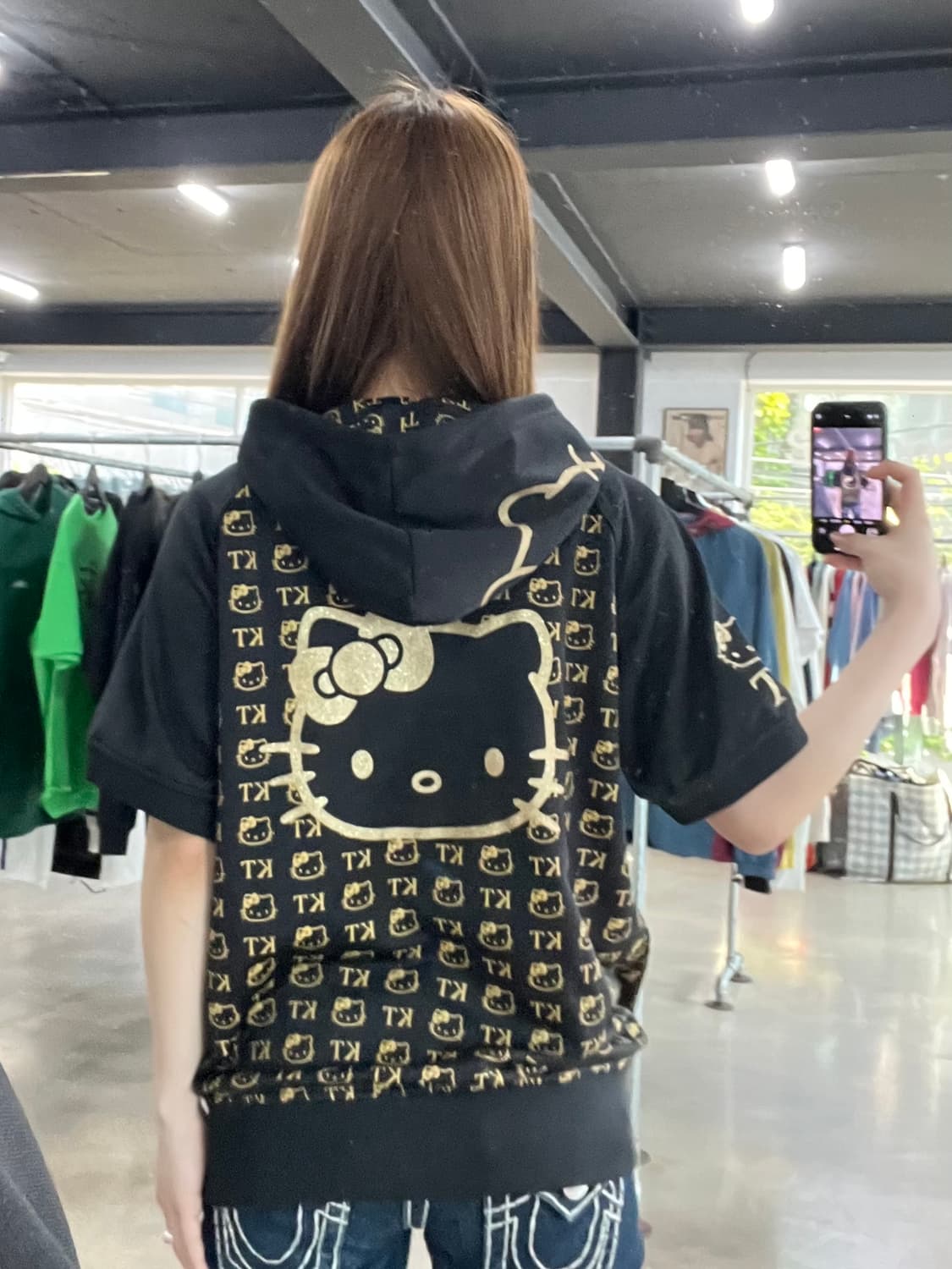 헬로키티 빅백로고 갸루 반팔후드집업 상품이미지1