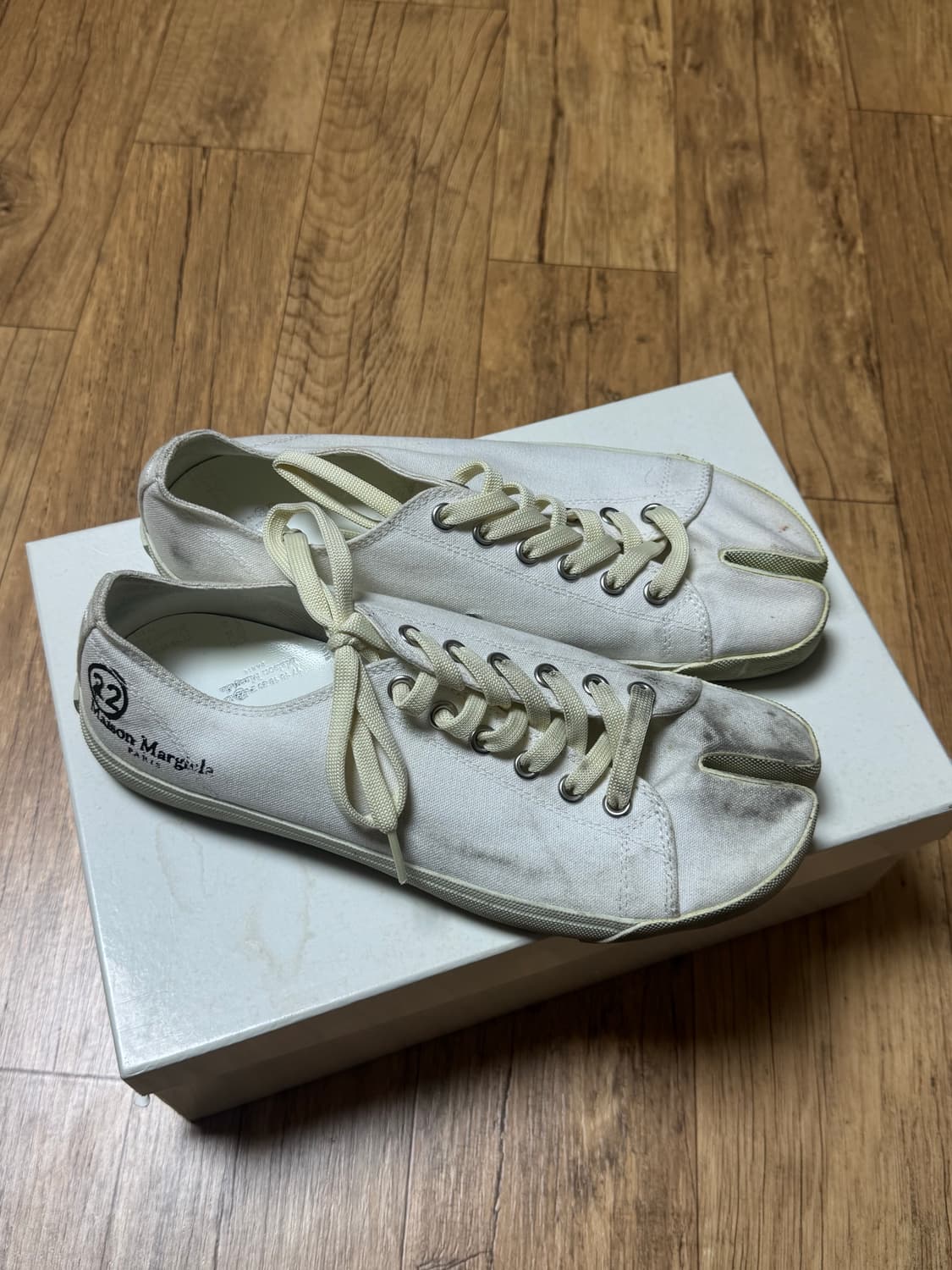 마르지엘라 타비스니커즈 275 화이트 상품이미지1