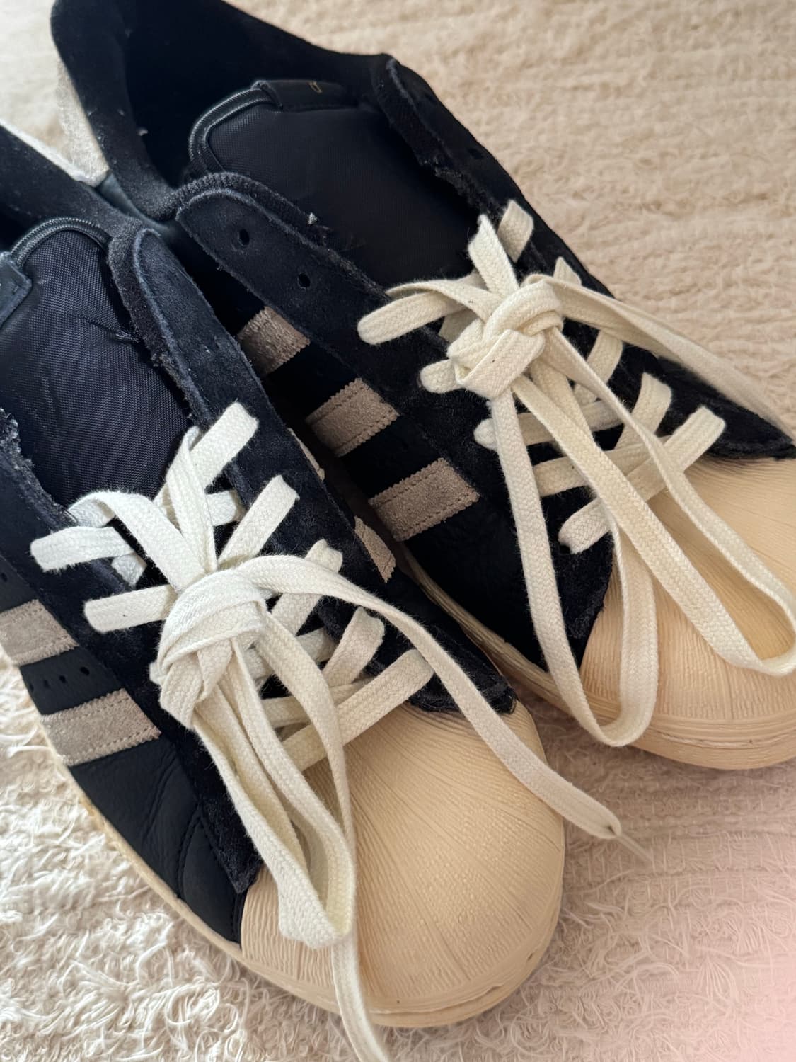 아디다스 슈퍼스타 82 블랙 화이트 상품이미지1