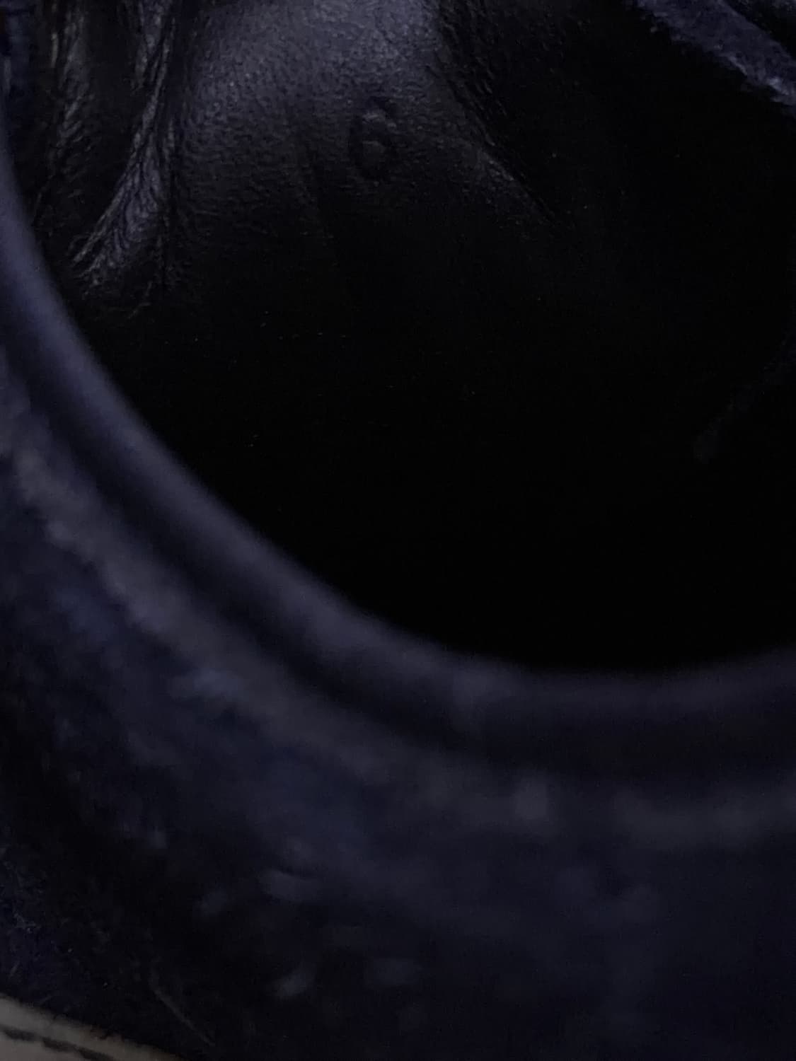 랑방 벨루어 스웨이드 스니커즈 네이비 블랙 6 사이즈 250 상품이미지9