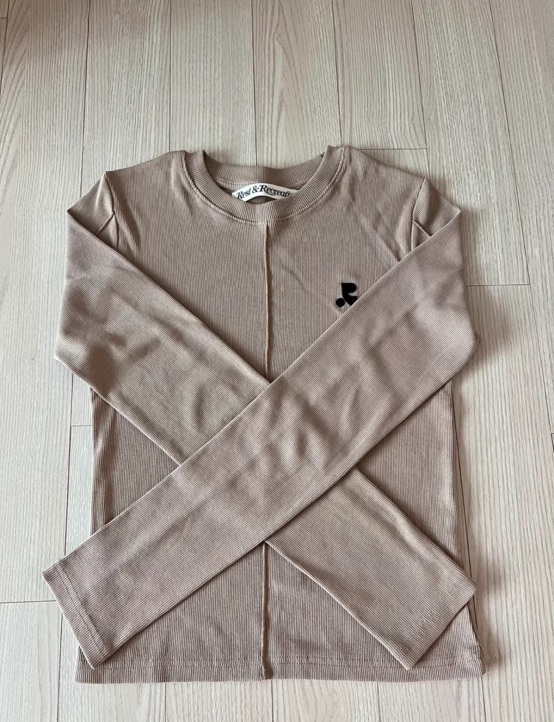 레스트앤레크레이션 긴팔 티셔츠 베이지컬러 상품이미지2