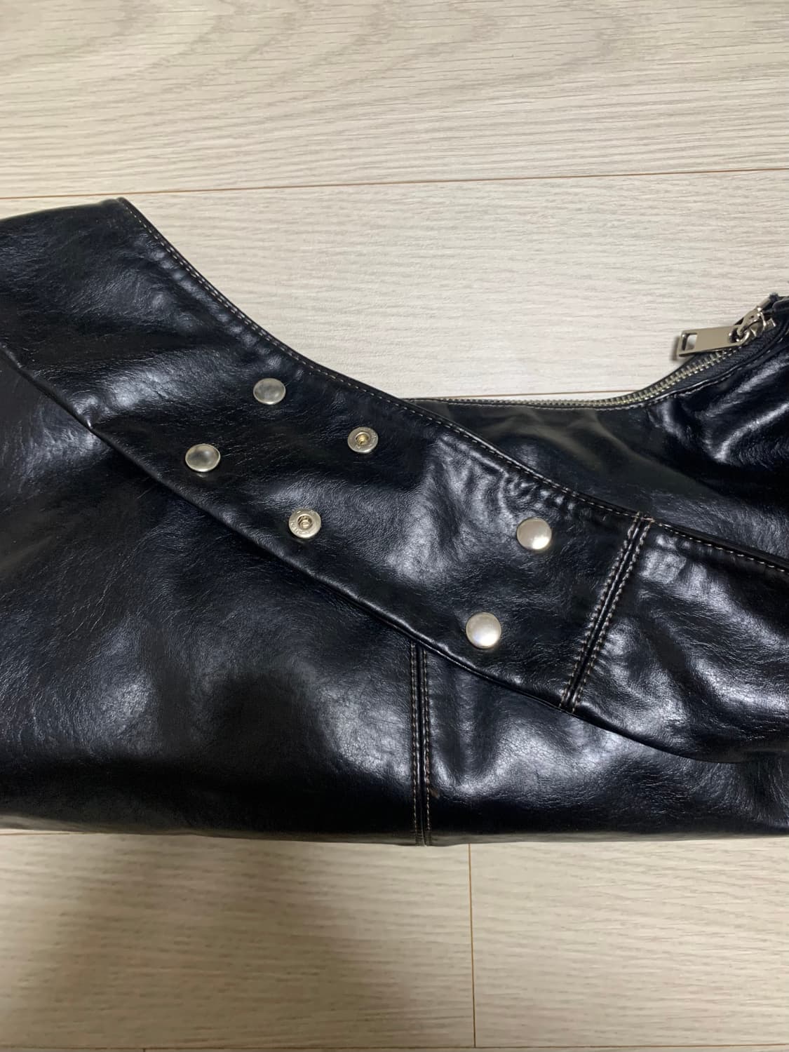 히에타 티나백 블랙 키링포함 상품이미지5