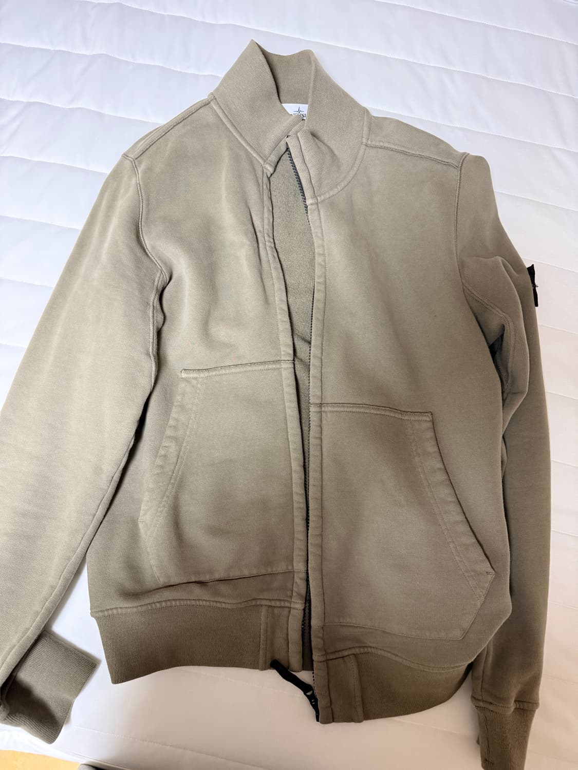 스톤아일랜드 집업 상품이미지6