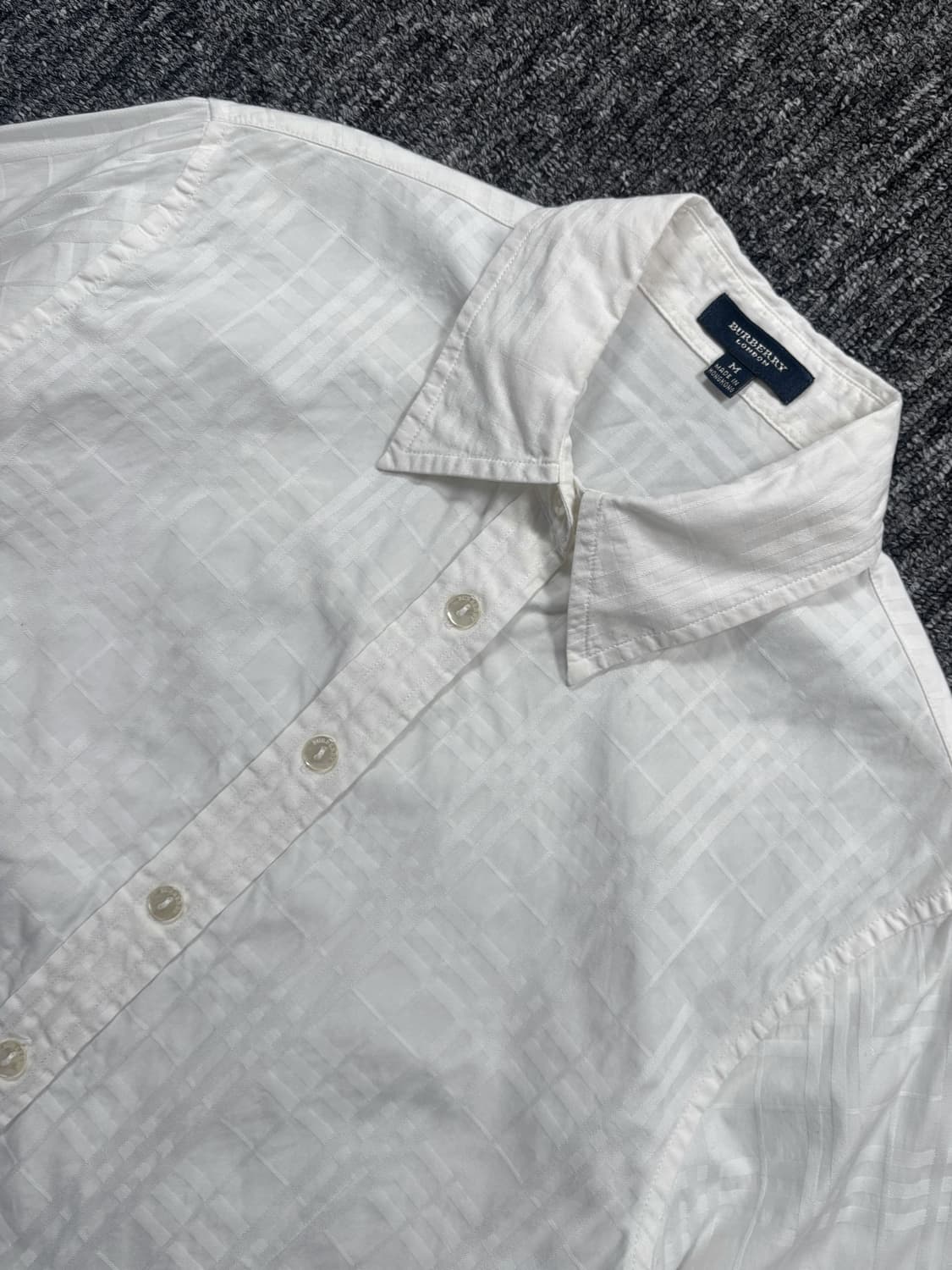 버버리 화이트 체크 셔츠 상품이미지3
