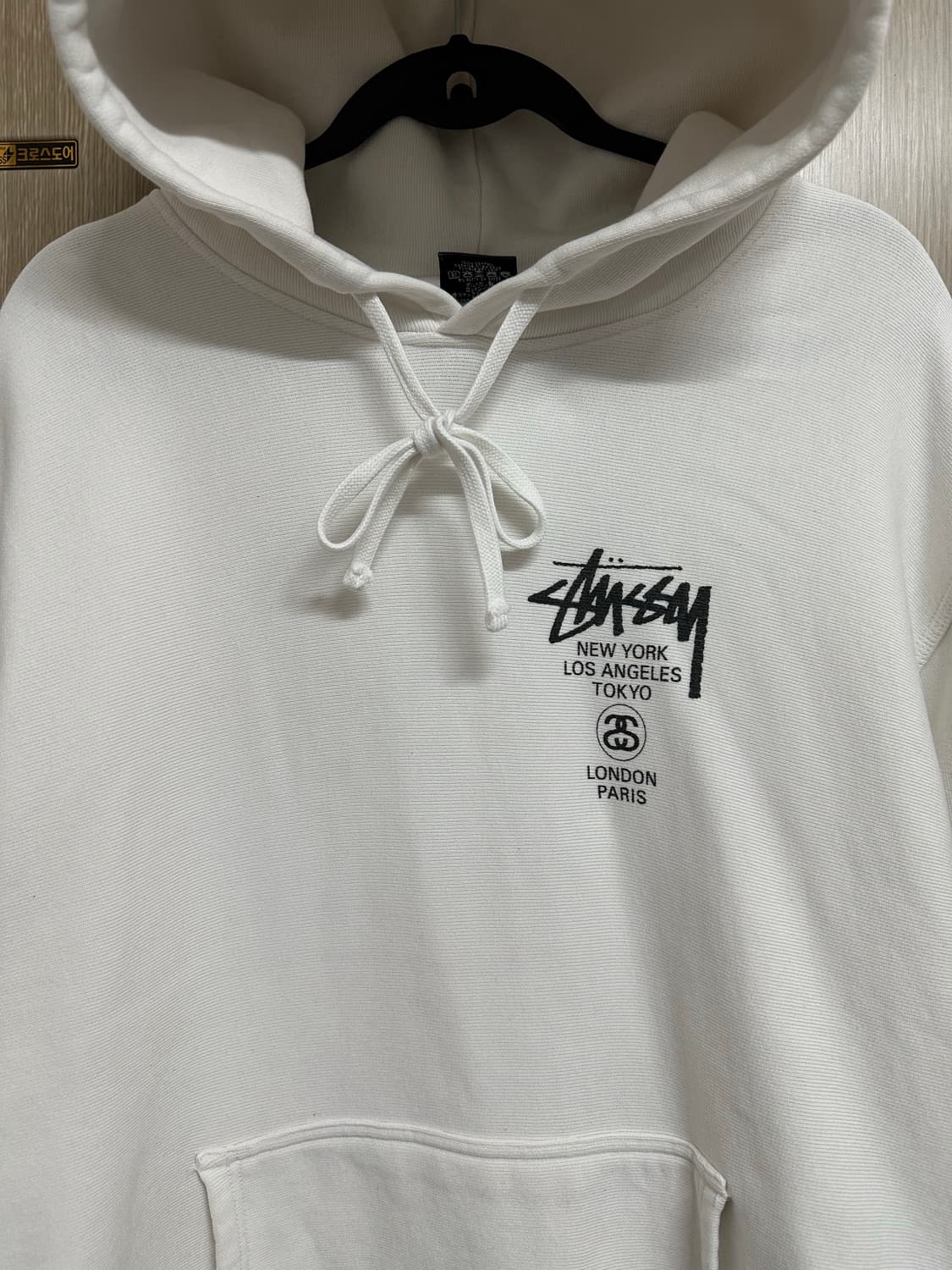 스투시 월드투어 화이트 후드티 상품이미지3