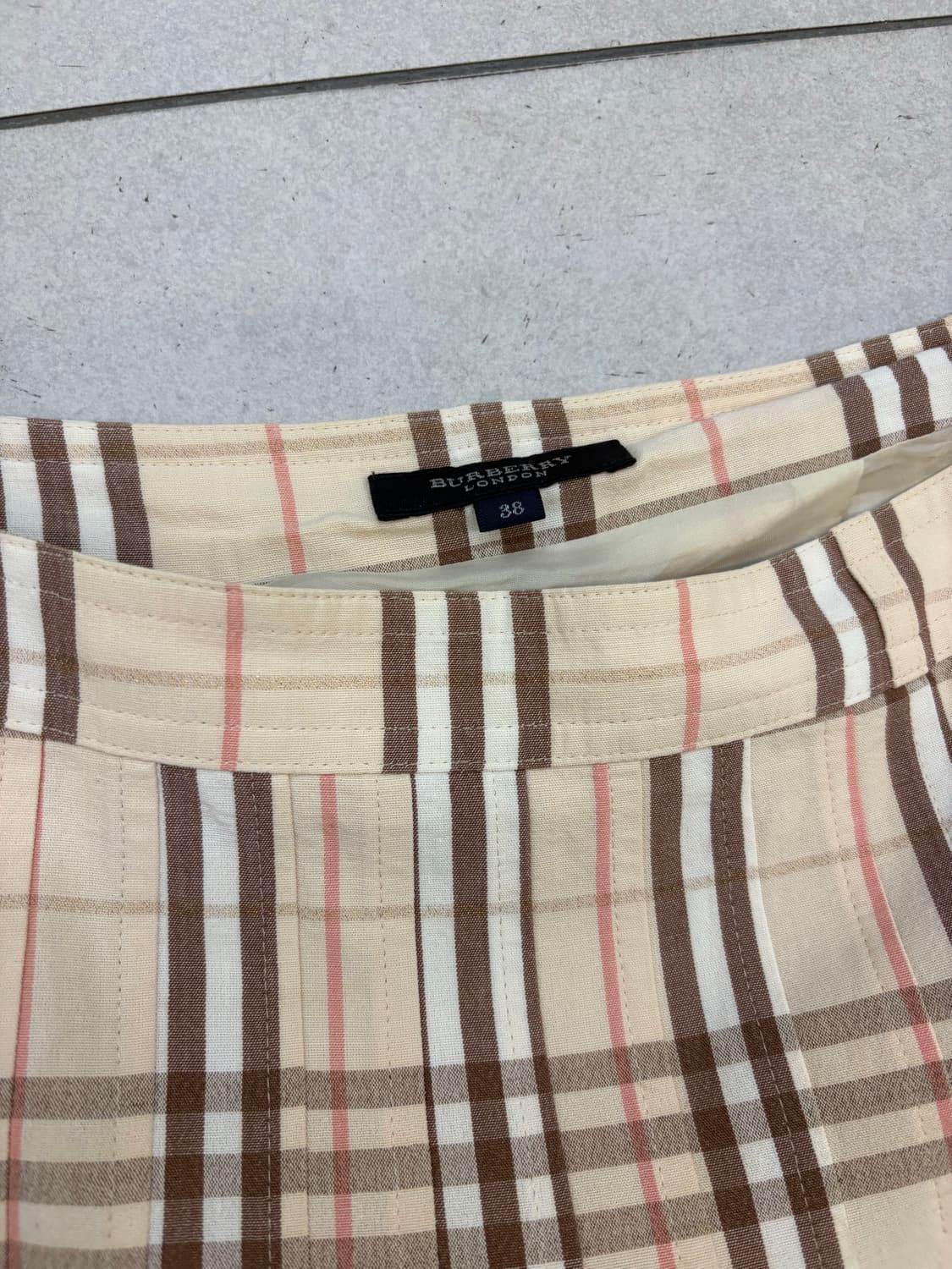 [ 38 ] 버버리 런던 노바체크 스커트 상품이미지3