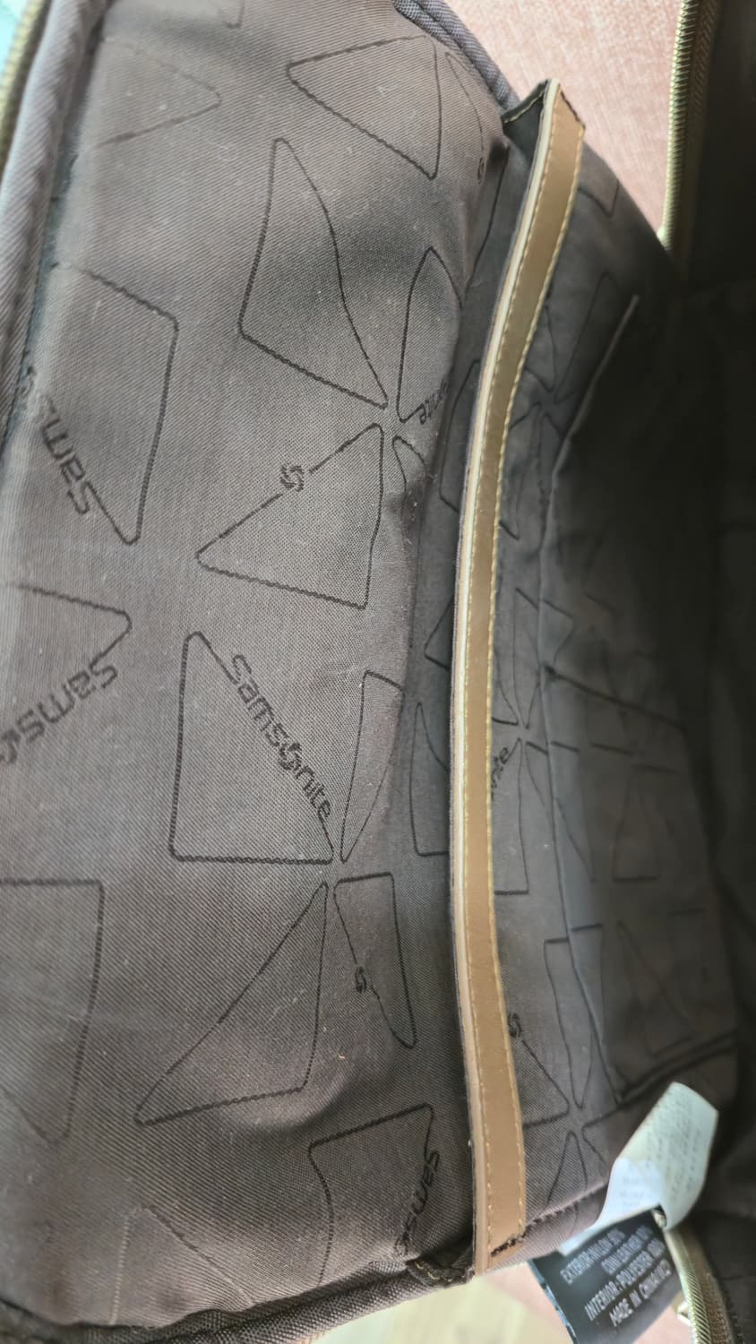 쌤소나이트의 APLEY 백팩 브라운 색상 상품이미지9