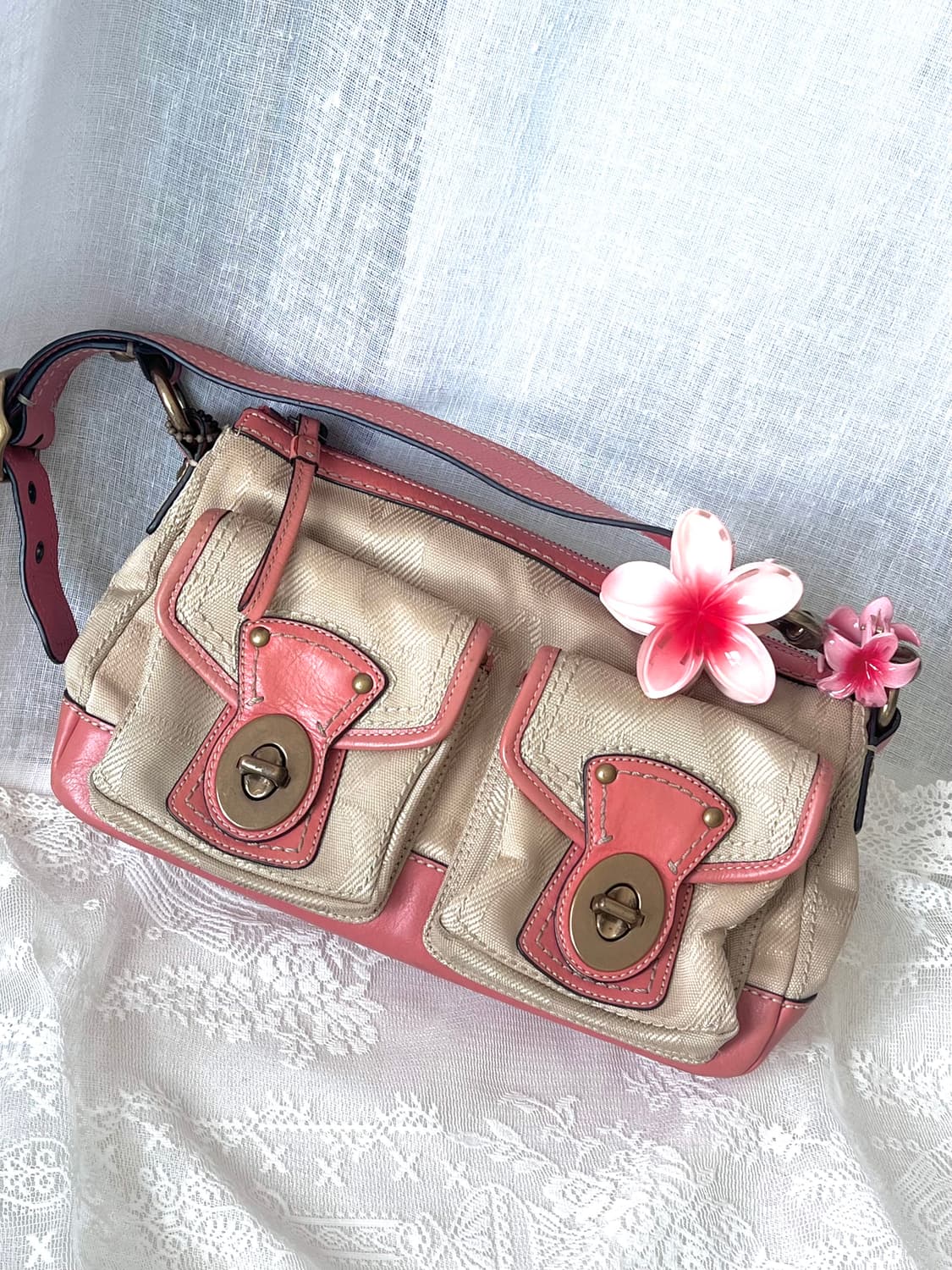 90s coach 시그니처 자카드 코랄 피치 턴락 아카이브 숄더백 상품이미지1