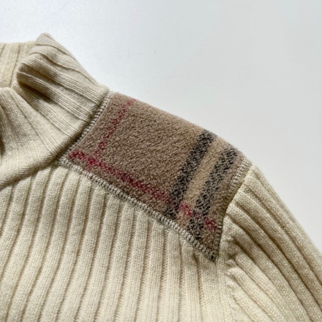 버버리 노바체크 패턴 램스울 투웨이 집업 가디건 상품이미지6