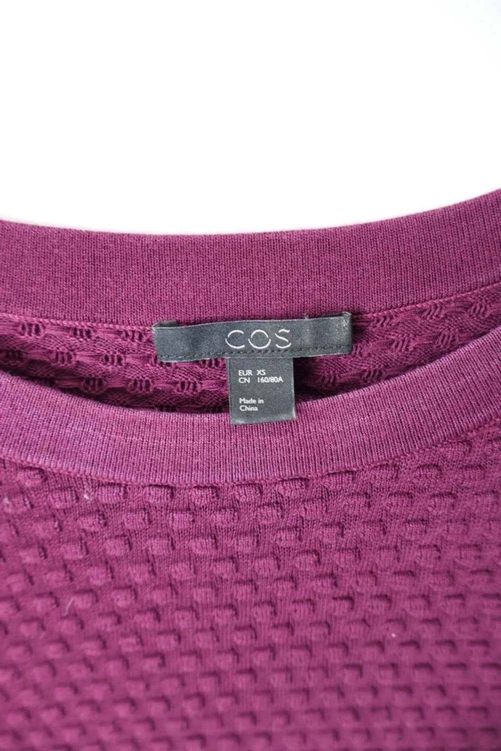COS Textured Burgundy Knit Sweater 상품이미지5