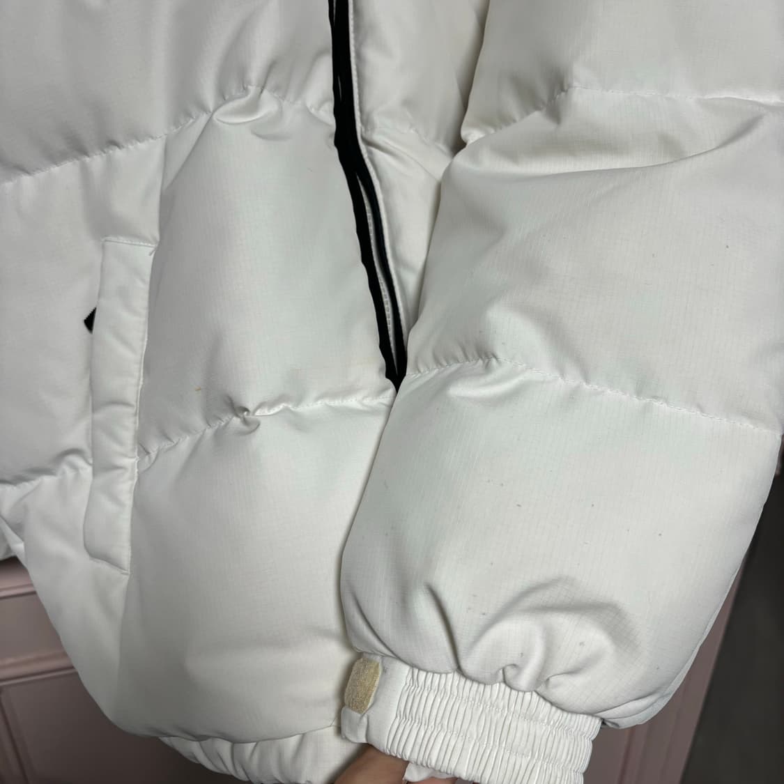 나이키 스우시 뉴챔프 구스다운 패딩 화이트 상품이미지4